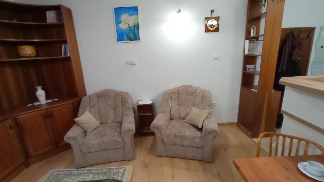 Londira Apartman Hévíz Esterno foto