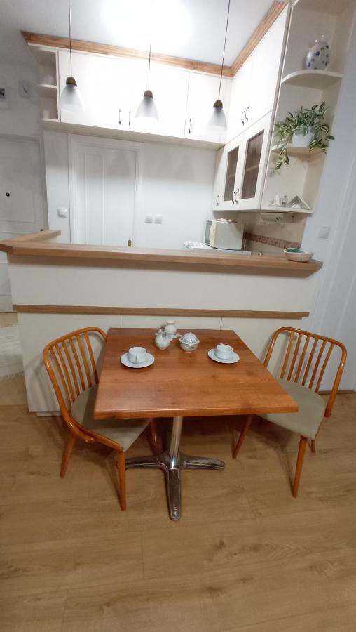 Londira Apartman Hévíz Esterno foto